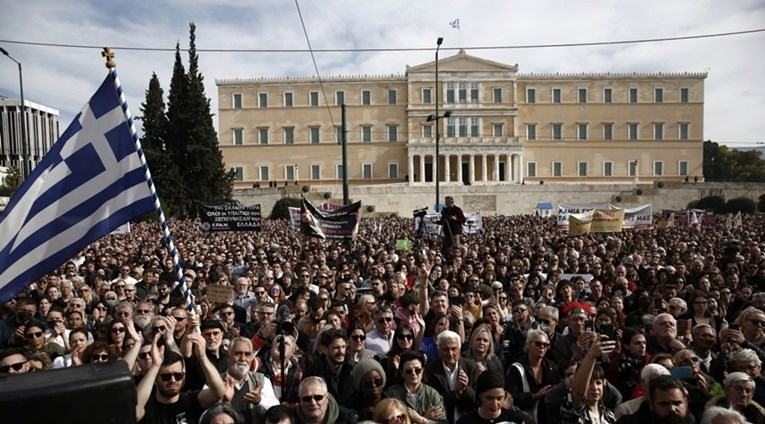 Grčka pokrenula istragu protiv bivšeg ministra zbog strašne željezničke nesreće 2023.