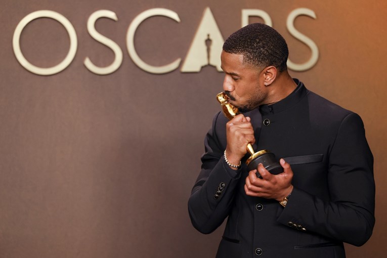 Michael B. Jordan osvojio je Oscara, ali kipić tehnički nije njegov
