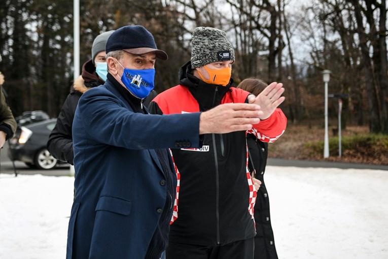 Bandić otvorio sanjkalište na Cmroku, pogledajte slike