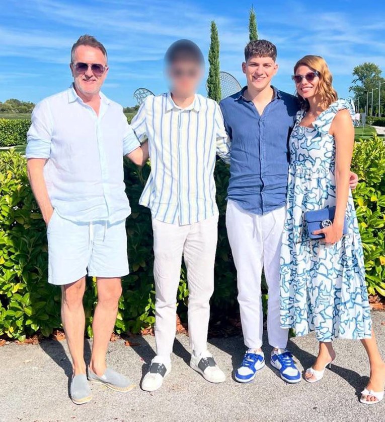 Lejla Filipović objavila fotku s Tarikom i sinovima: "Moj svijet u jednoj slici"