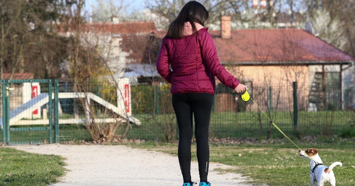 Šetanje pasa u ovoj zemlji uskoro će biti zločin