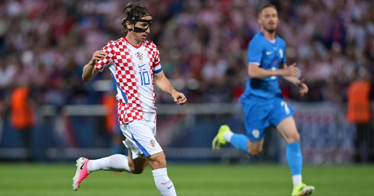 UŽIVO Budimir prvi zaprijetio za Hrvatsku, Slovenija pogodila stativu
