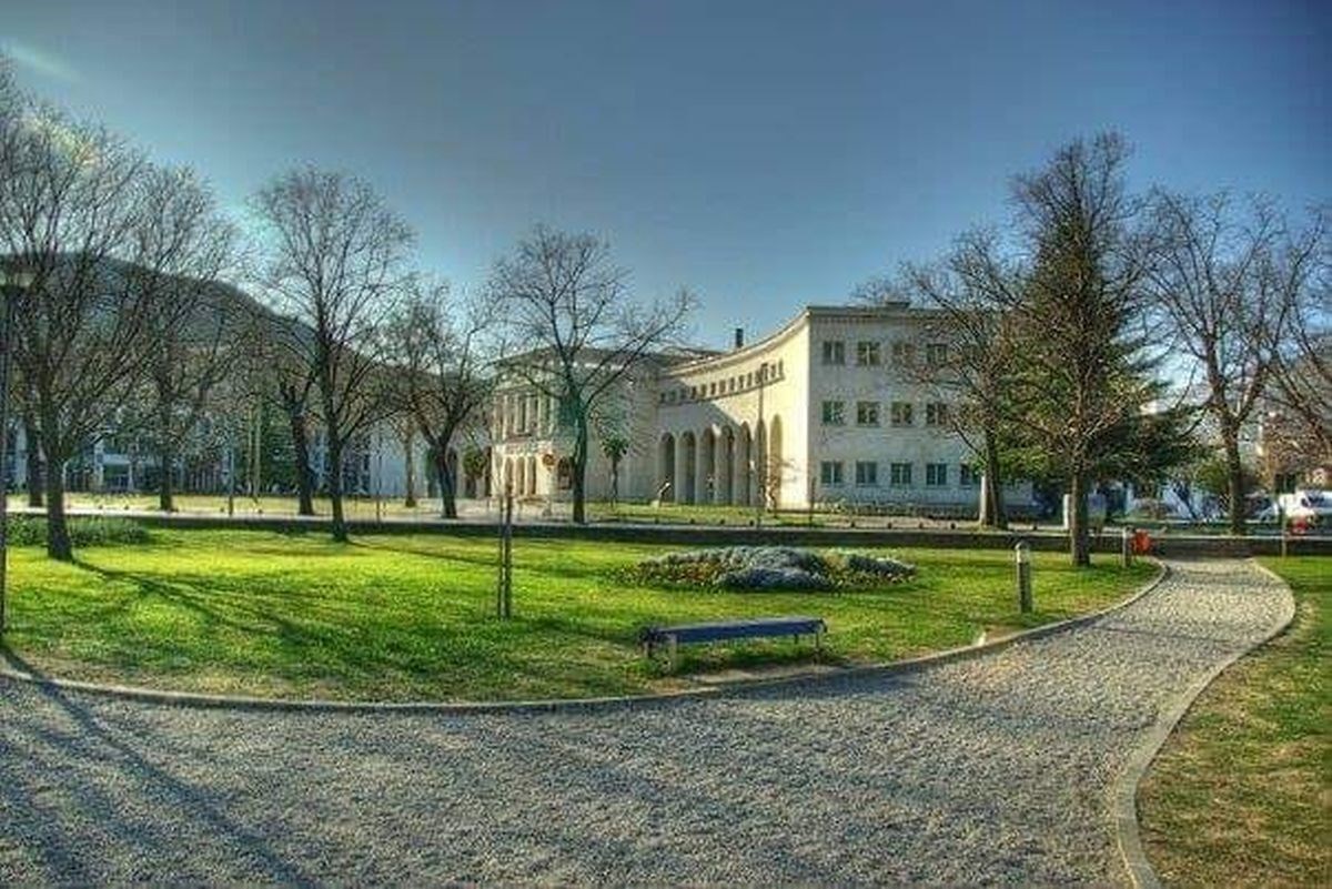 Udruga Mostarski krug traži brisanje pridjeva hrvatski iz kazališta i doma