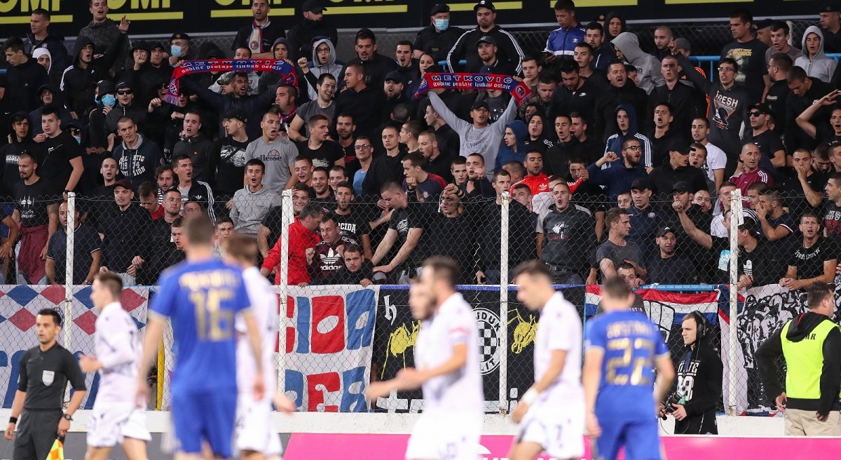 Torcida u Kranjčevićevoj skandirala "Oj, hrvatska mati, Srbe ćemo klati"