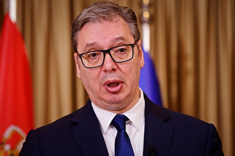 Srbija zaustavlja izvoz vojne opreme, odluku donio Vučić nakon ruskih optužbi