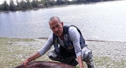 FOTO Podravski ribar nakon pola sata borbe uspio izvući grdosiju iz Drave