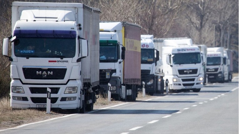Osam europskih zemalja traži zaustavljanje reformi cestovnog prijevoza