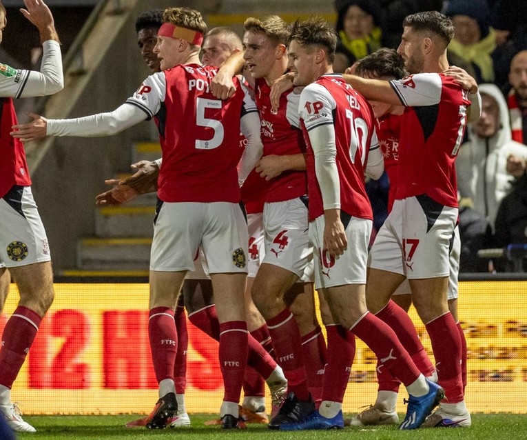 Arsenal doživio povijesnu blamažu. Izbacio ga 18. klub četvrte lige