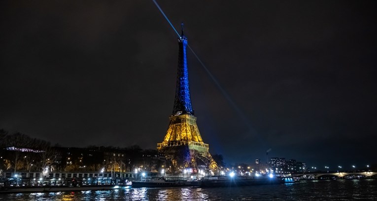 Pariz slavi noćni umjetnički festival