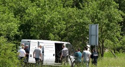 Slovenac u Slavonskom Brodu kombijem prevozio 17 ilegalnih migranata