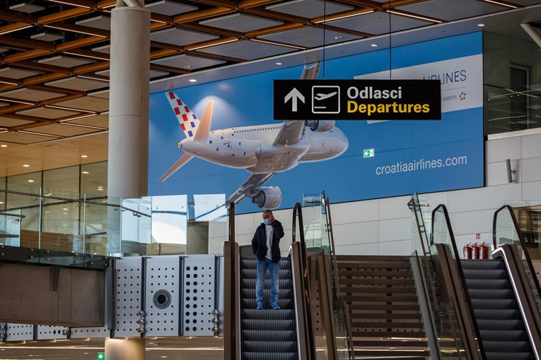 Zračna luka Split daje 1.2 milijuna kuna za naljepnice u avionu Croatia Airlinesa