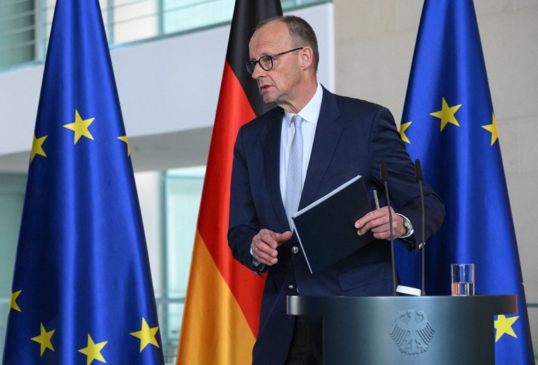 Merz: Nastavljamo direktne pregovore s Iranom