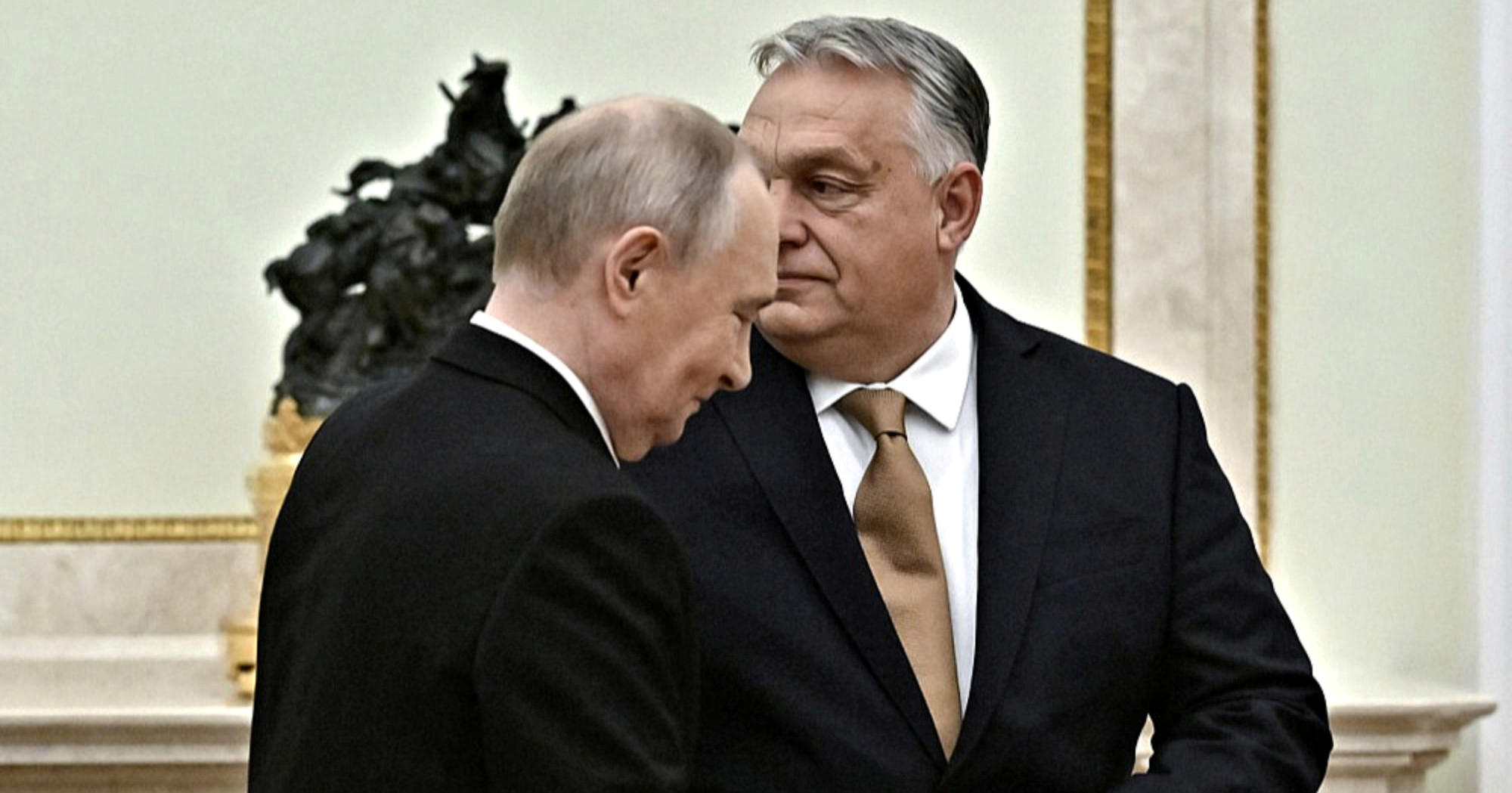 Uskače li Putin Orbanu u pomoć uoči izbora?