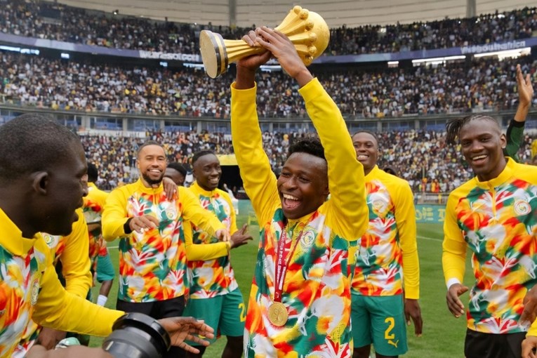 Senegalcima uzeli naslov afričkih prvaka. Pogledajte kako su trofej donijeli u Pariz