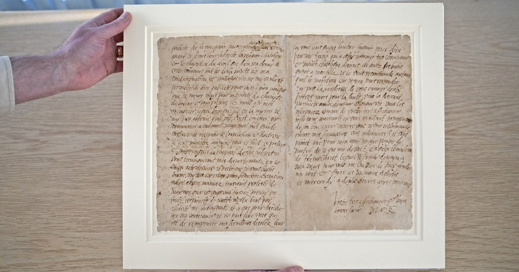 Pismo koje je škotska kraljica napisala prije pogubljenja bit će izloženo u Perthu