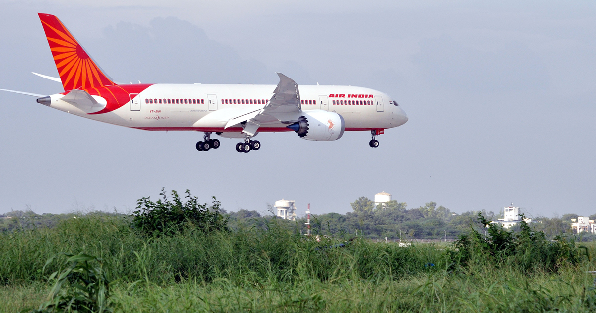 Boeing Air Indije bio prisiljen vratiti se u Hong Kong. Pilot je prijavio problem