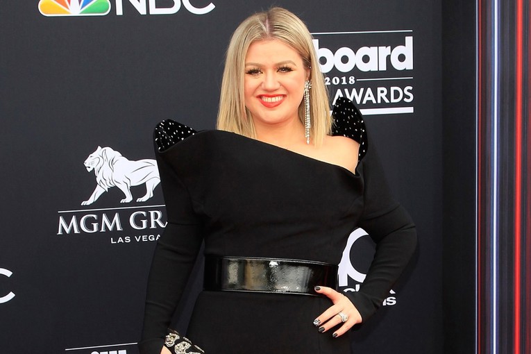 Kelly Clarkson otkrila da uživa u samačkom životu nakon razvoda