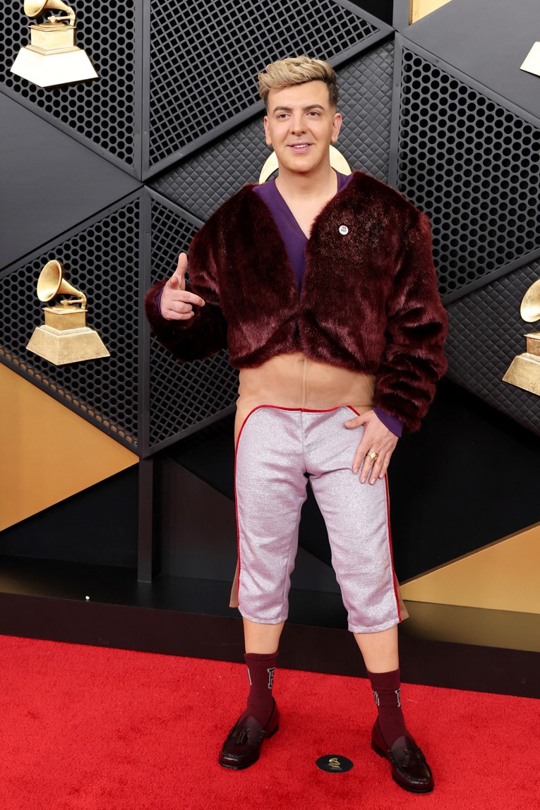 Tko je Markos D1 i zašto je njegov Glambot video jedan od najgledanijih s Grammyja?