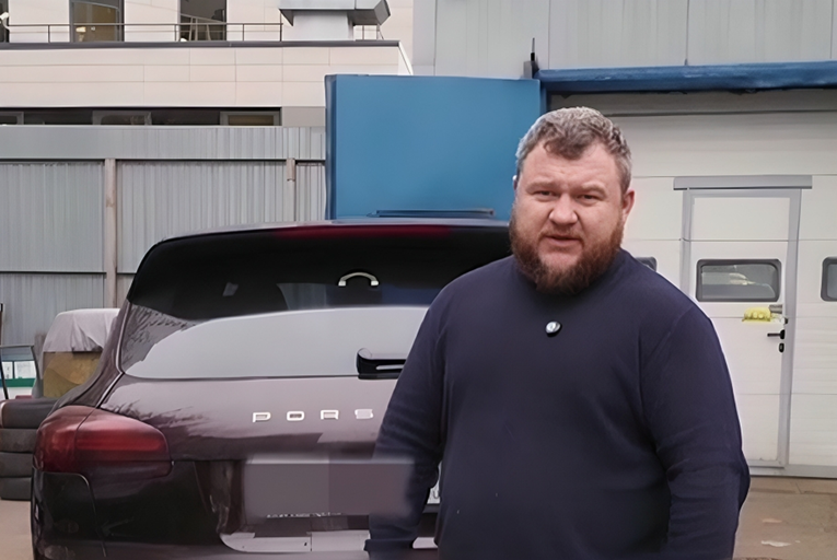 Stotine Porschea u Rusiji se iznenada pokvarilo. Vlasnici: Ovo je sabotaža