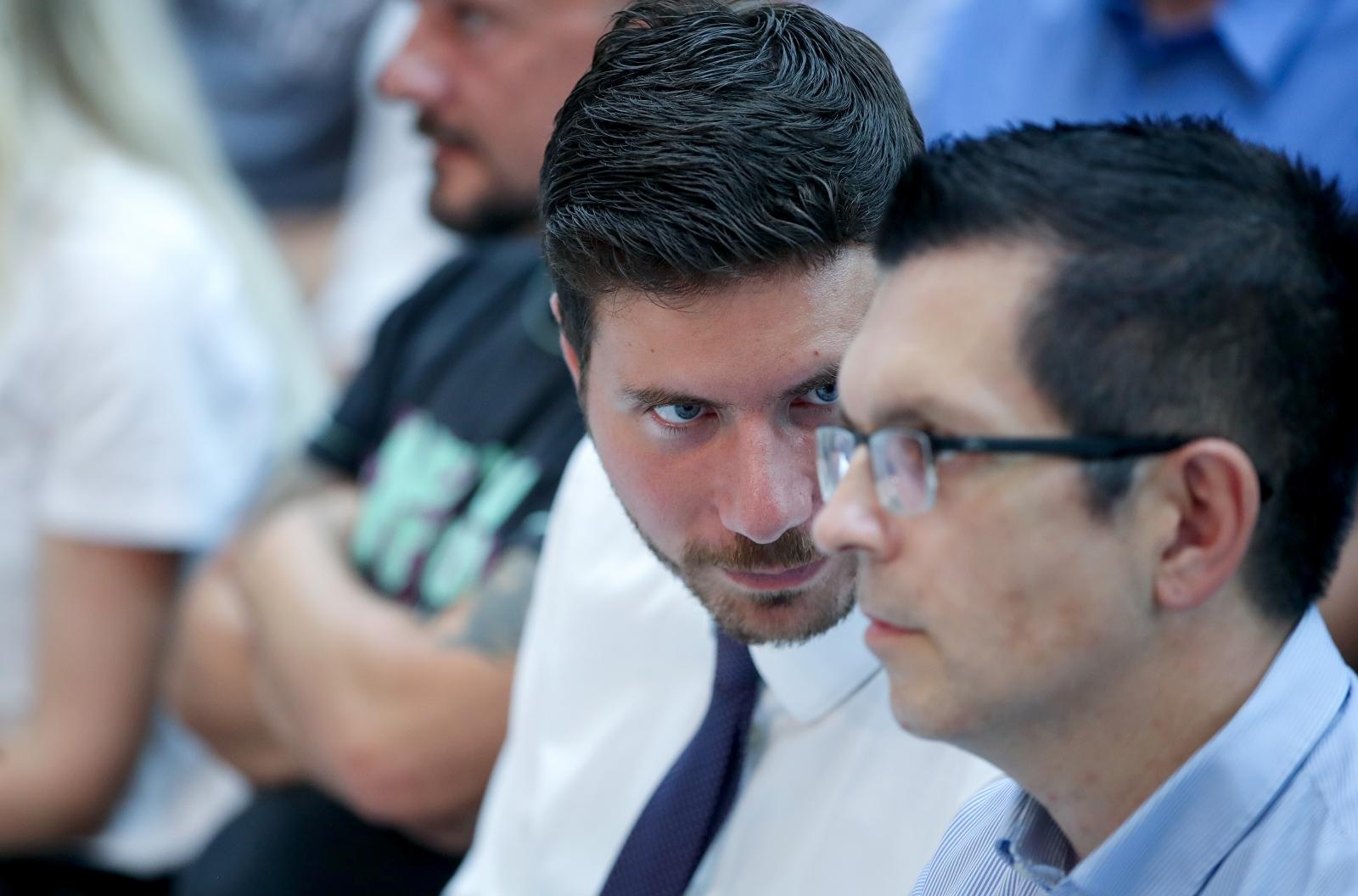 Bunjac napušta Pernarovu stranku