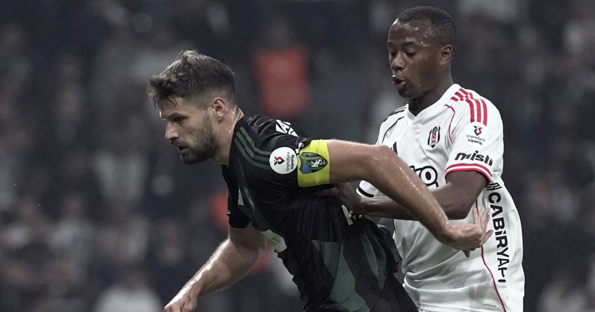 Petković na meti žestokih kritika turskih navijača: On nije za ovu momčad