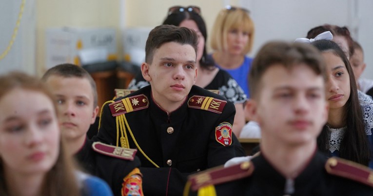 Ukrajinske škole u nastavu uvode učenje upravljanja dronovima