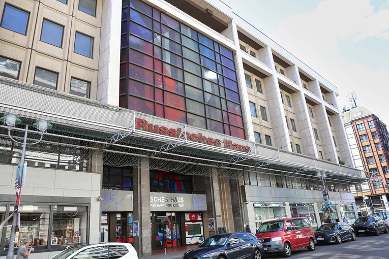 Berlinu problem stvara Ruski dom. Zaštićen je sporazumom na 99 godina