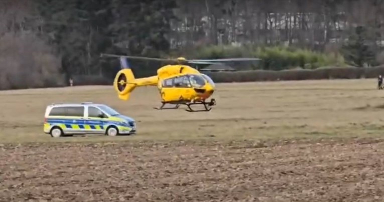 Kod Bonna se srušio mali avion. Pilot poginuo, kći (6) se izvukla iz goruće olupine