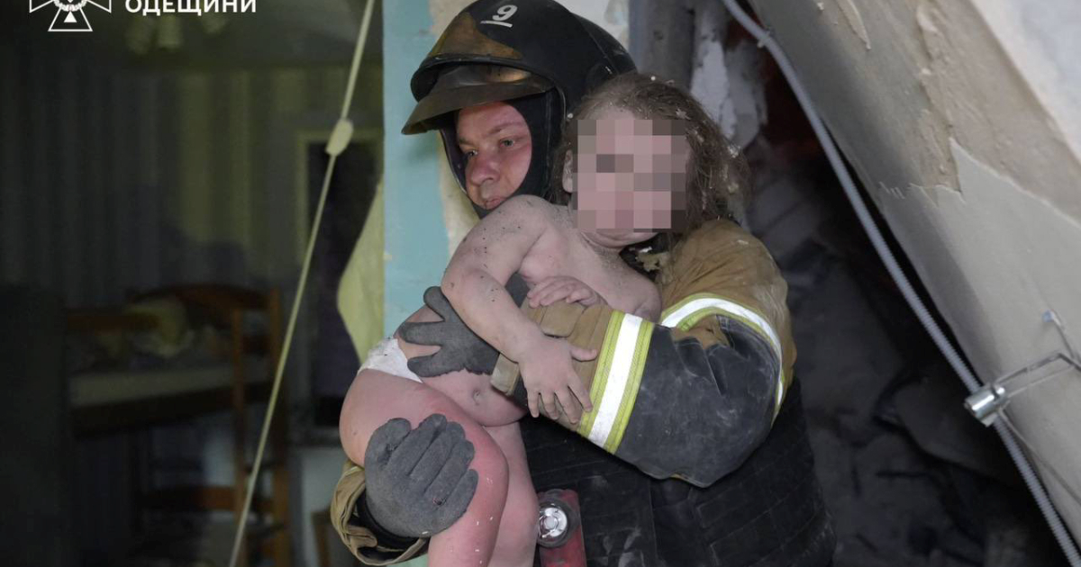 UZNEMIRUJUĆE Strašan ruski udar na Odesu. Ubili majku i kći, fotografije su jezive