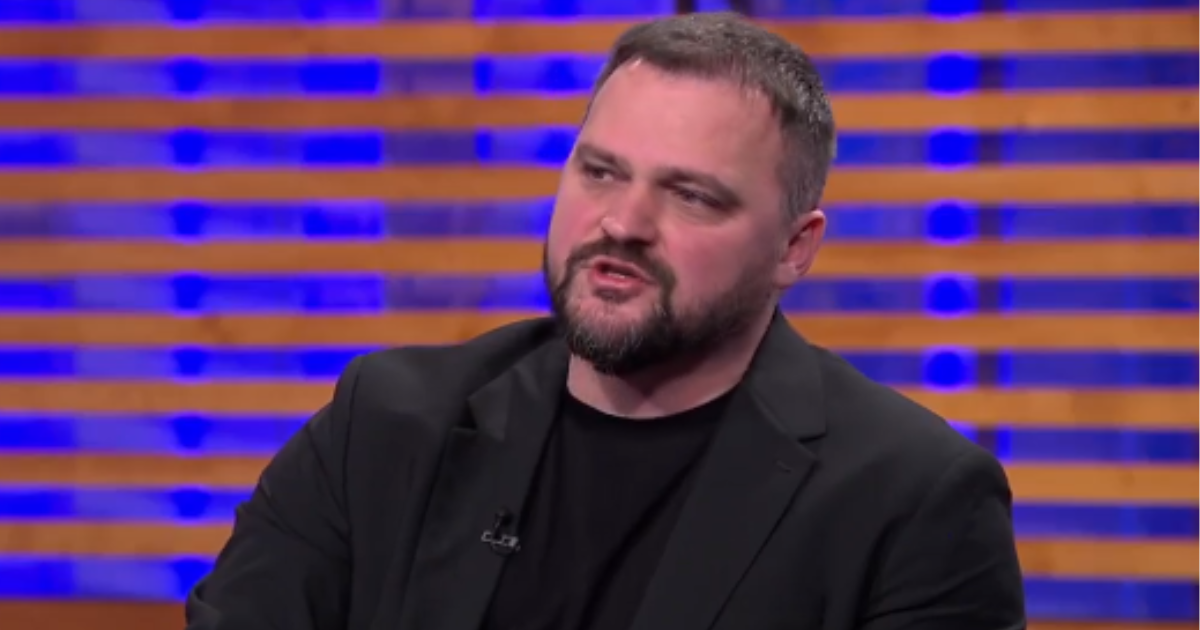 Stanković u Nu2 pitao pisca bi li se bavio politikom, on rekao: "To je manipulacija"