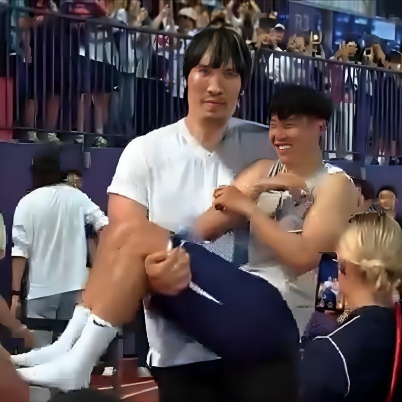 VIDEO Cro Cop ga je pobijedio 2008. Jučer je kao od šale podigao zvijezdu Tottenhama