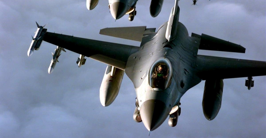 Američki avioni F-16 nad Washingtonom probili zvučni zid, lovili su mali avion