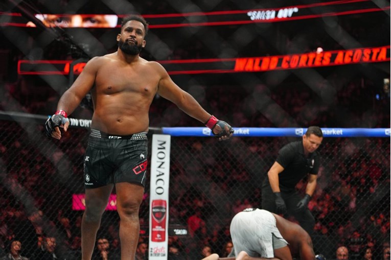 Cortes-Acosta nakon Delije nokautirao i rekordera po broju nokauta