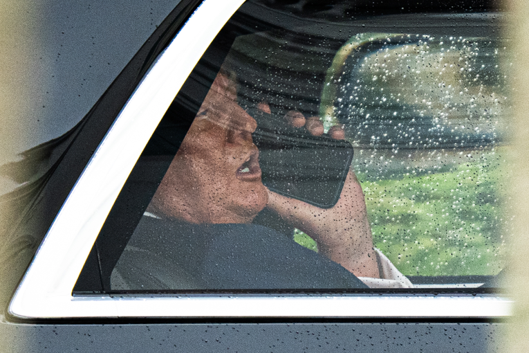 Trump danas razgovara s Putinom i Zelenskim o okončanju rata