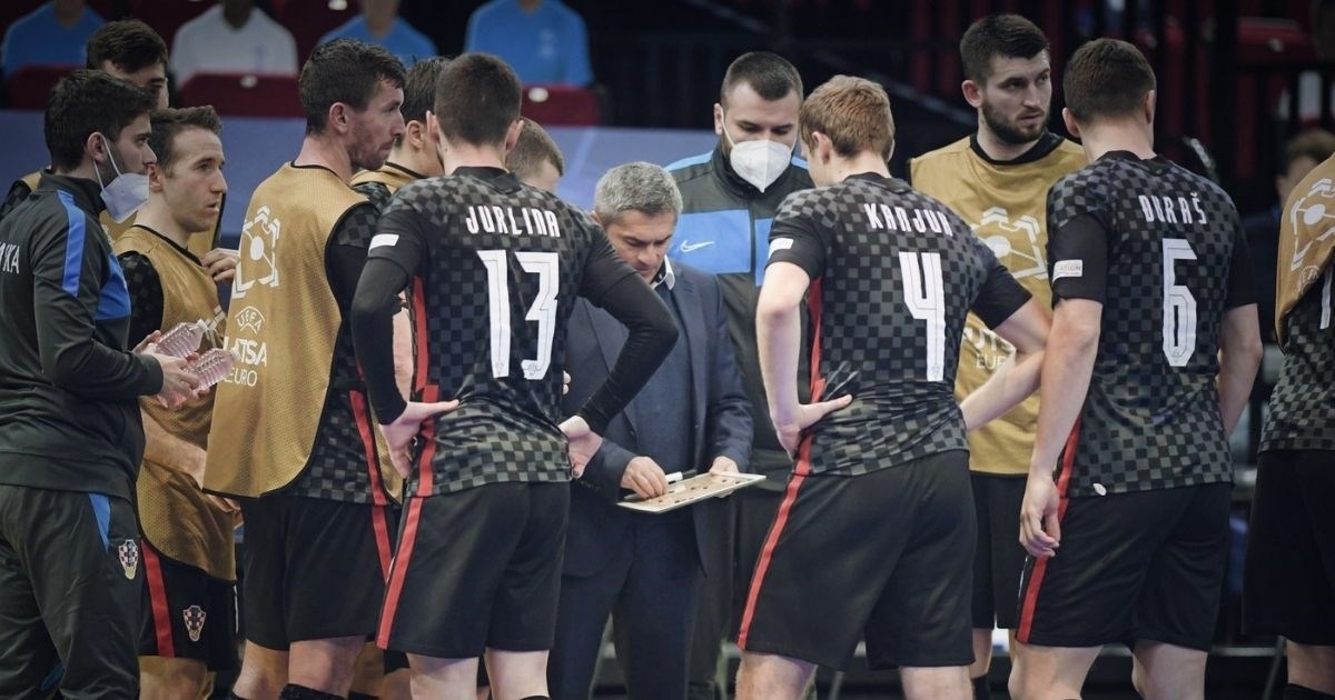 Hrvatska futsal reprezentacija igrala je onako kako se i ponašala. Kao luzer