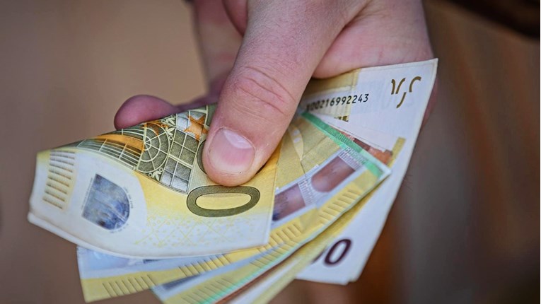 Srednja plaća od 877 eura najbolje pokazuje što je Hrvatska napravila u 25 godina