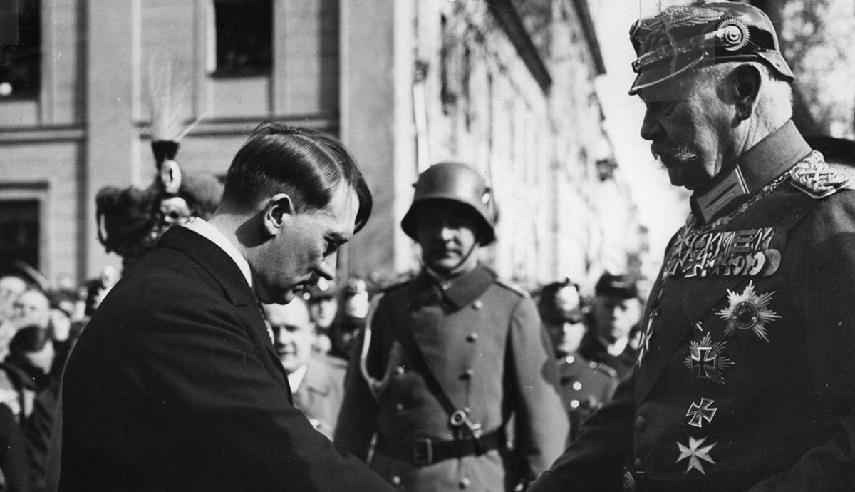 Kako je Hitler demontirao demokraciju u 53 dana