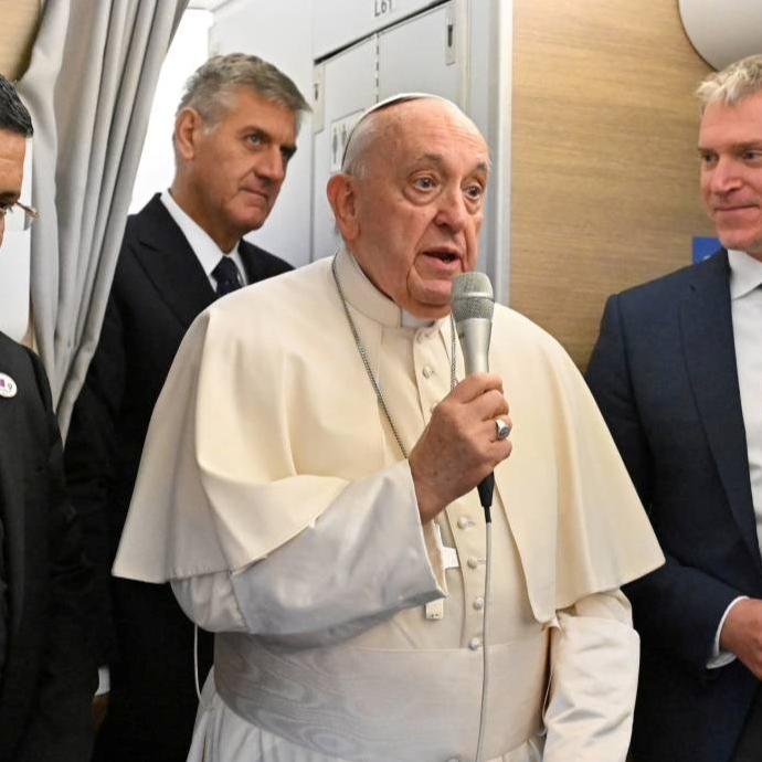 Papa Franjo stigao u Mongoliju, zemlju sa samo 1450 katolika