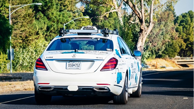 McKinsey: Robotaxi će nakon 2030. biti isplativiji od vozila