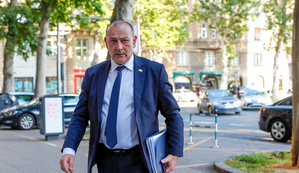 Medved: SOA prije prosvjeda pratila skupine koje nasilno žele srušiti vlast