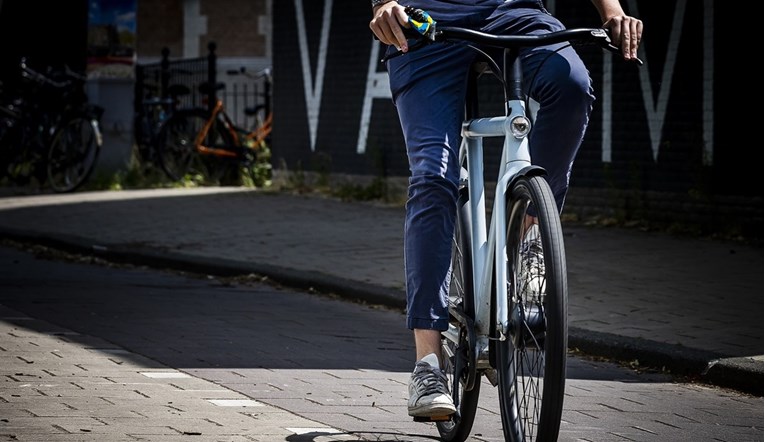 Amsterdam uskoro testira sustav daljinskog usporavanja e-bicikala