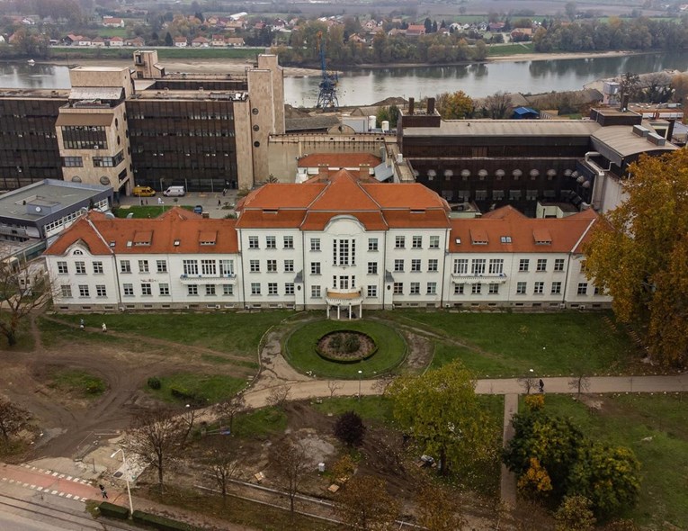 Psihijatar dirao i drogirao maloljetne pacijente. Doznajemo zašto je tek sad uhićen