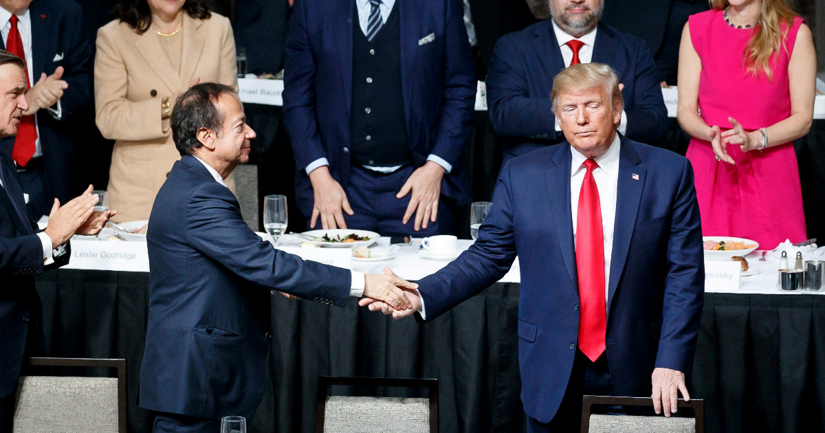 Trumpov donator seli proizvodnju iz SAD-a u Kinu. Radnici: Pljuska u lice