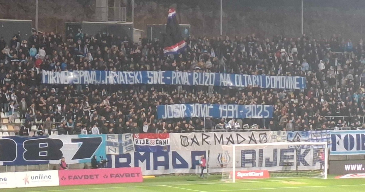 FOTO Armada: Mirno spavaj, hrvatski sine - prva ružo na oltaru domovine