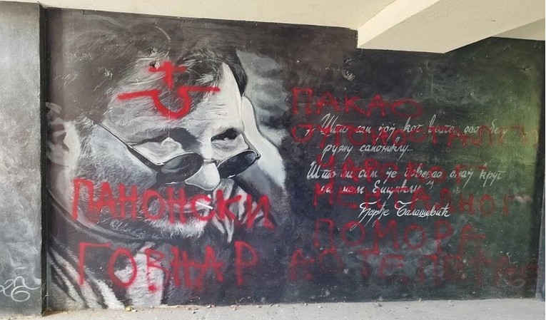 FOTO Ustaški simboli na Balaševićevom muralu u Novom Sadu