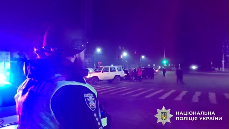 Sedam policajaca ranjeno u eksploziji u Ukrajini. "Ovo nije slučajnost"