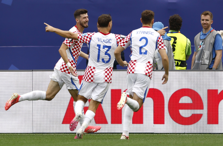 Pogledajte golčinu Petra Sučića za vodstvo Hrvatske protiv Gane