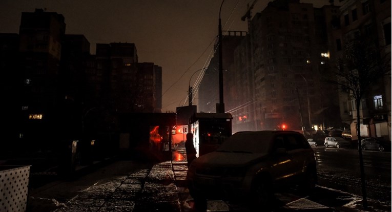 Rusi tijekom noći izveli niz novih zračnih napada na Kijev