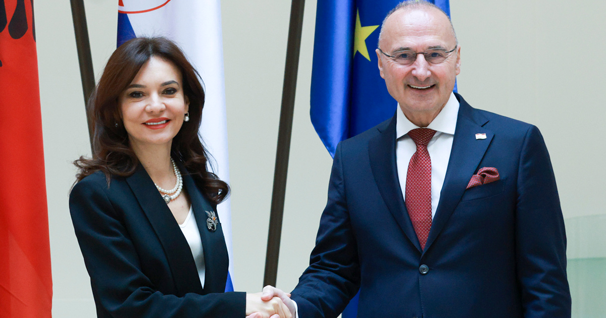 Albanska ministrica na hrvatskom jeziku poručila: "U politici ništa nije slučajno"