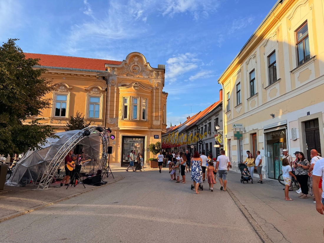 VIDEO Prošetali smo Varaždinom usred Špancirfesta. Pogledajte atmosferu